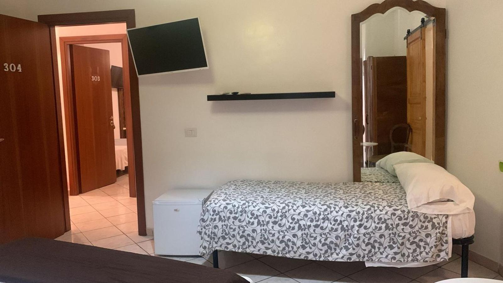 In The Center Guest house