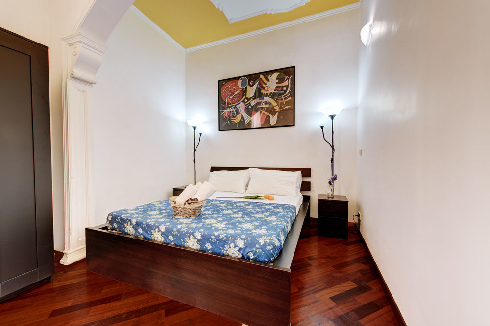 In The Center Guest house